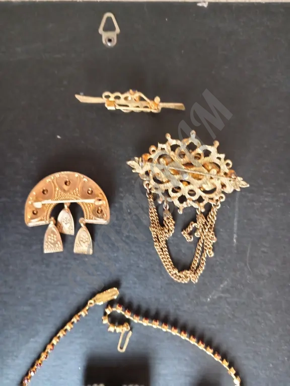 броши ЧССР.Чехословакия