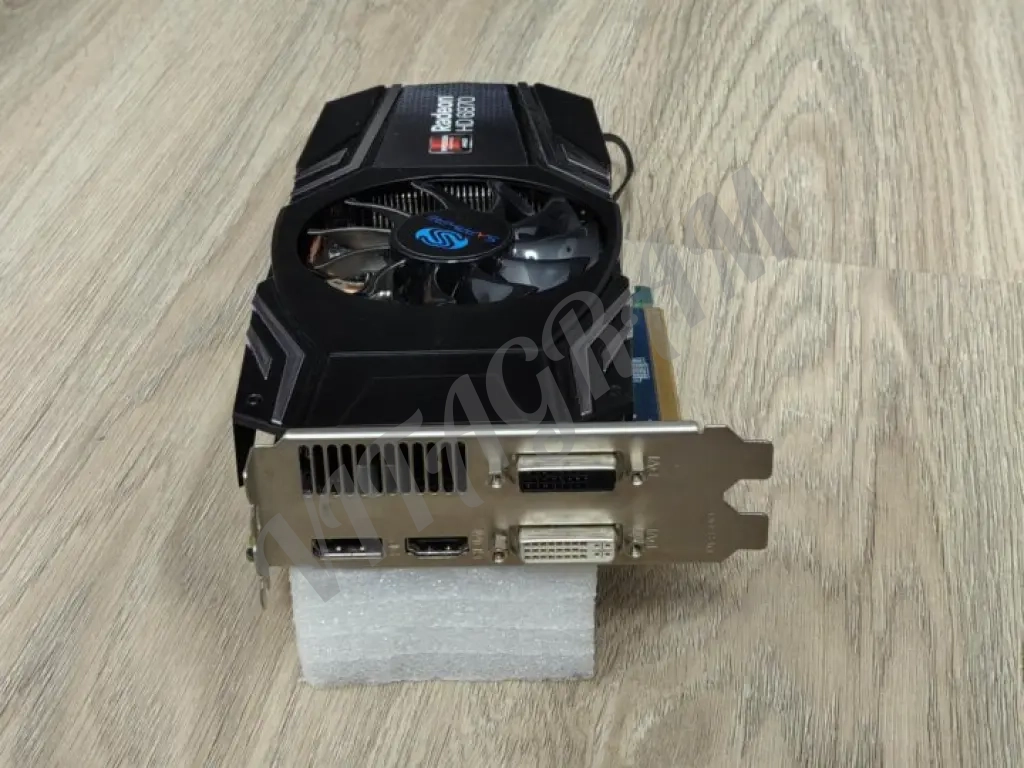 Видеокарта Radeon hd6870