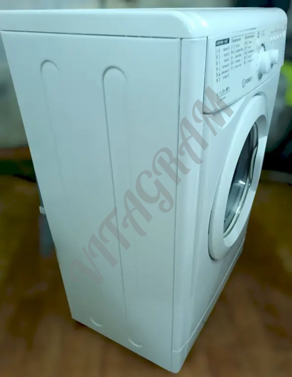 Стиральная машина Indesit 5кг