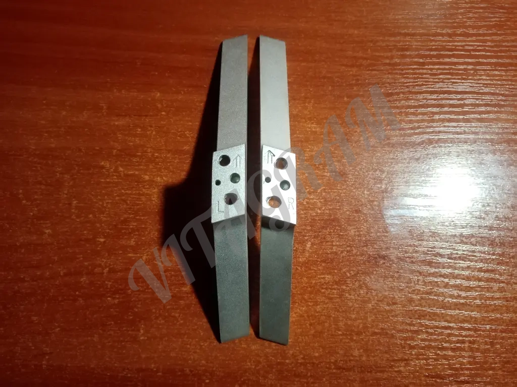 Ножки для телевизора Thomson T32RTM5040