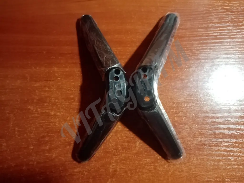 Ножки для телевизора Hyundai H-LED24F402BS2, dz 00154102