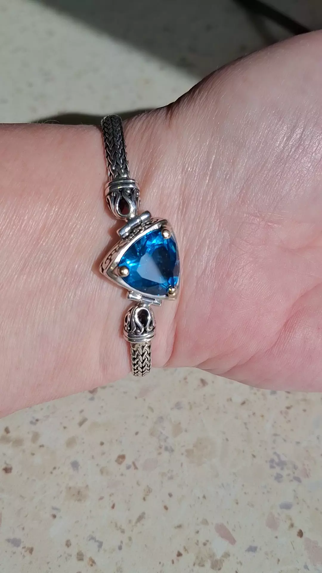 Брастет Серебро 925 женс новый Натур гол Топаз 17,5р