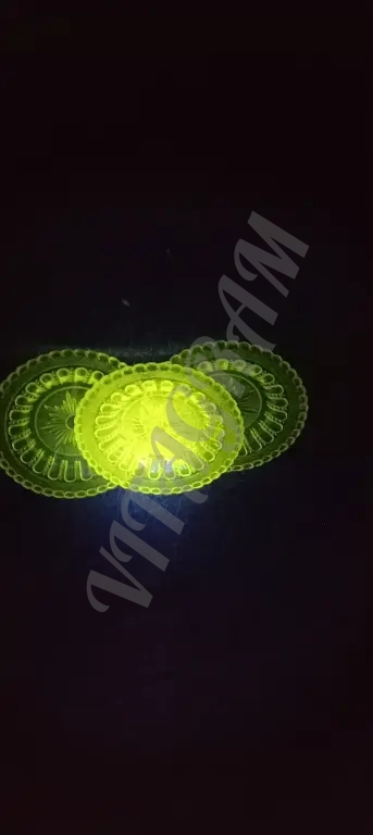 розетки,тарелки урановое стекло