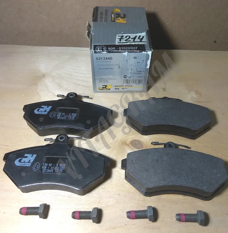 Колодки тормозные ROADHOUSE 213440 (к-т).