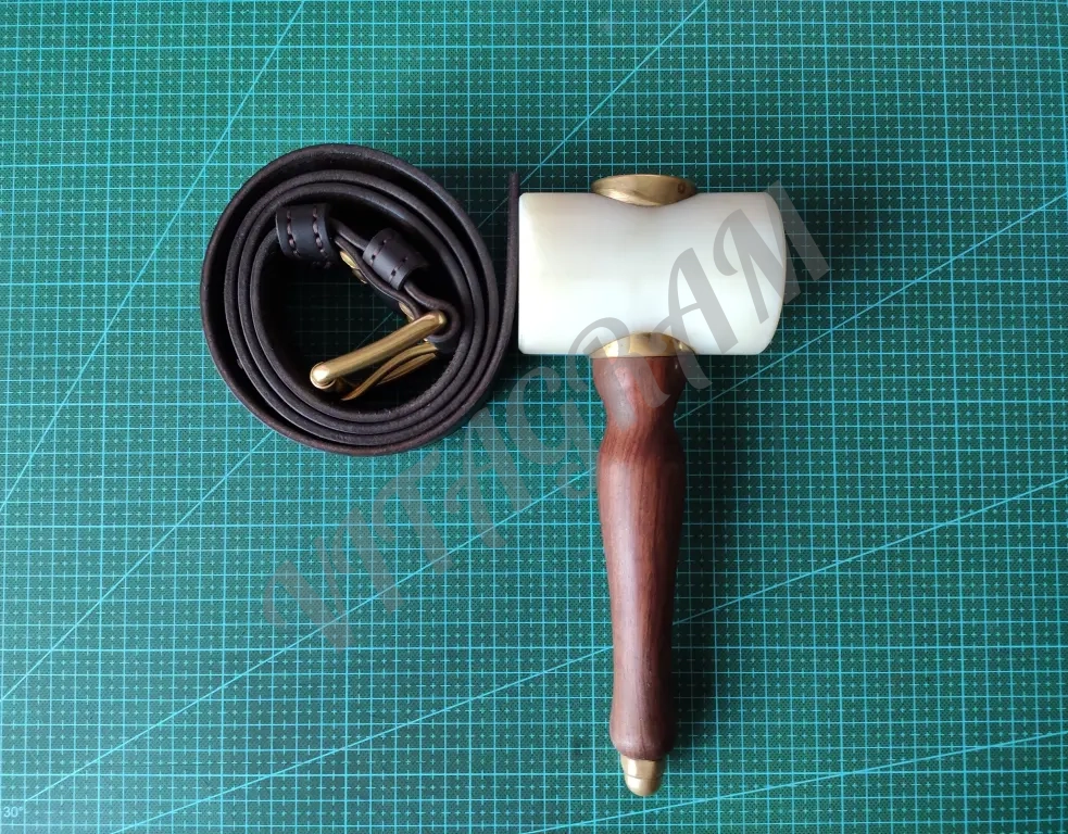 Ремень из натуральной кожи «Черный каштан»