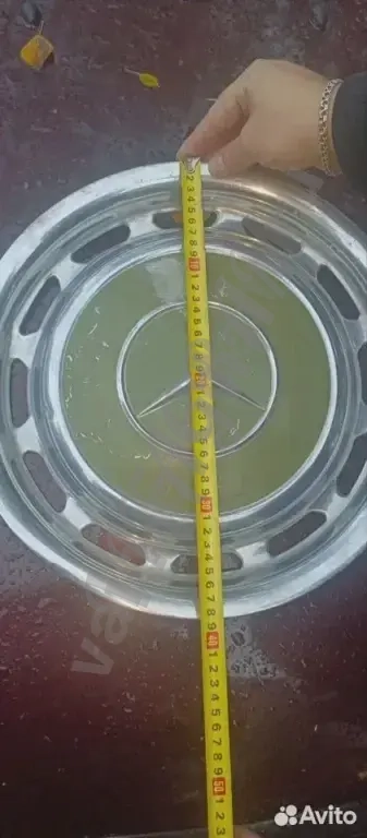 Колесный колпак Mercedes-Benz W123