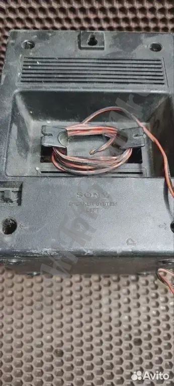 Колонка левая Кассетного магнитофона Sony CFS-W390
