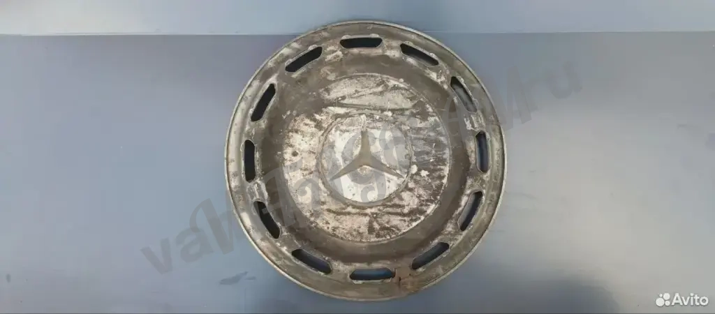 Колесный колпак Mercedes-Benz W123