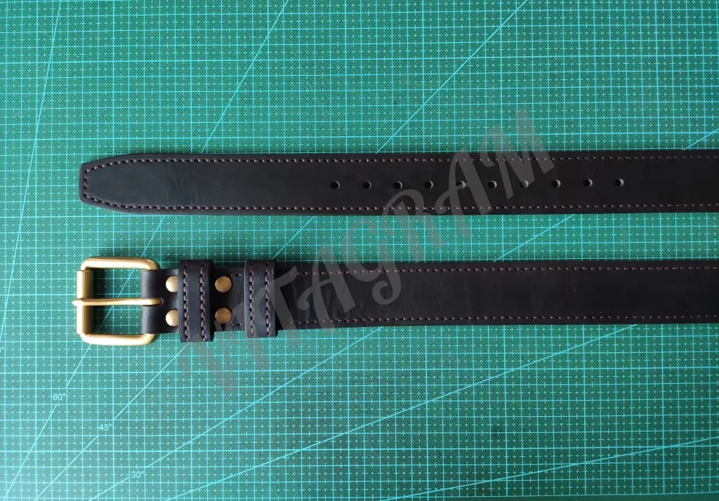 Ремень из натуральной кожи «Черный каштан»