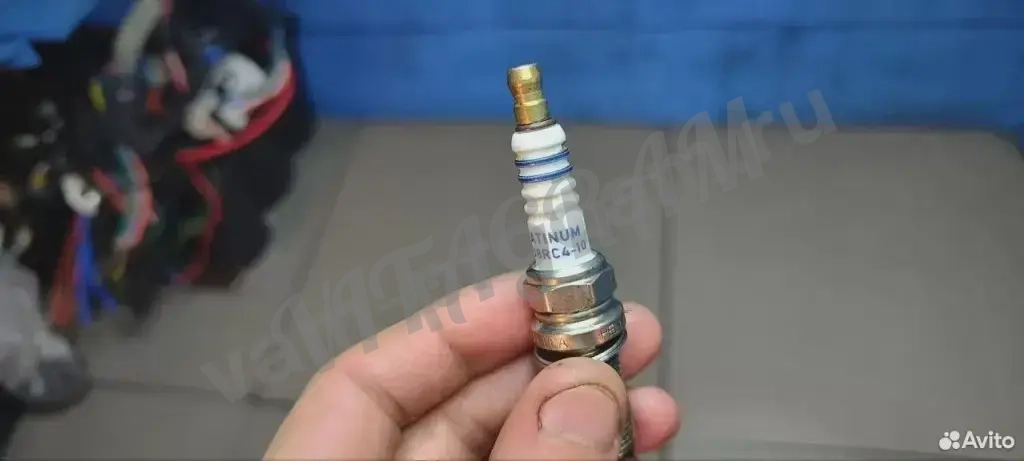 Свеча зажигания Platinum, PMJ8RC4-10 8EH188705