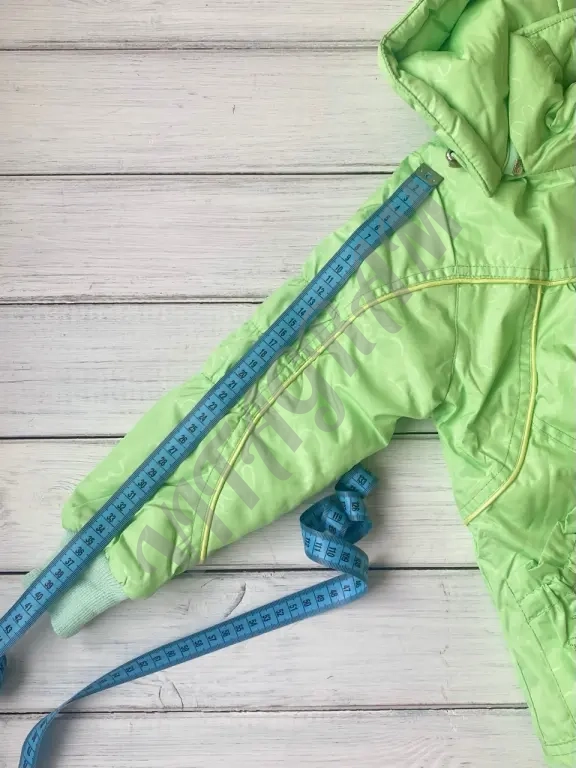 Новая весенняя куртка для девочки 104