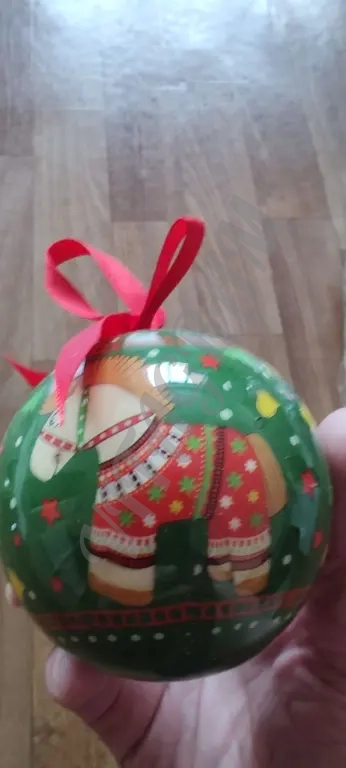 Ёлочный шар с лошадкой