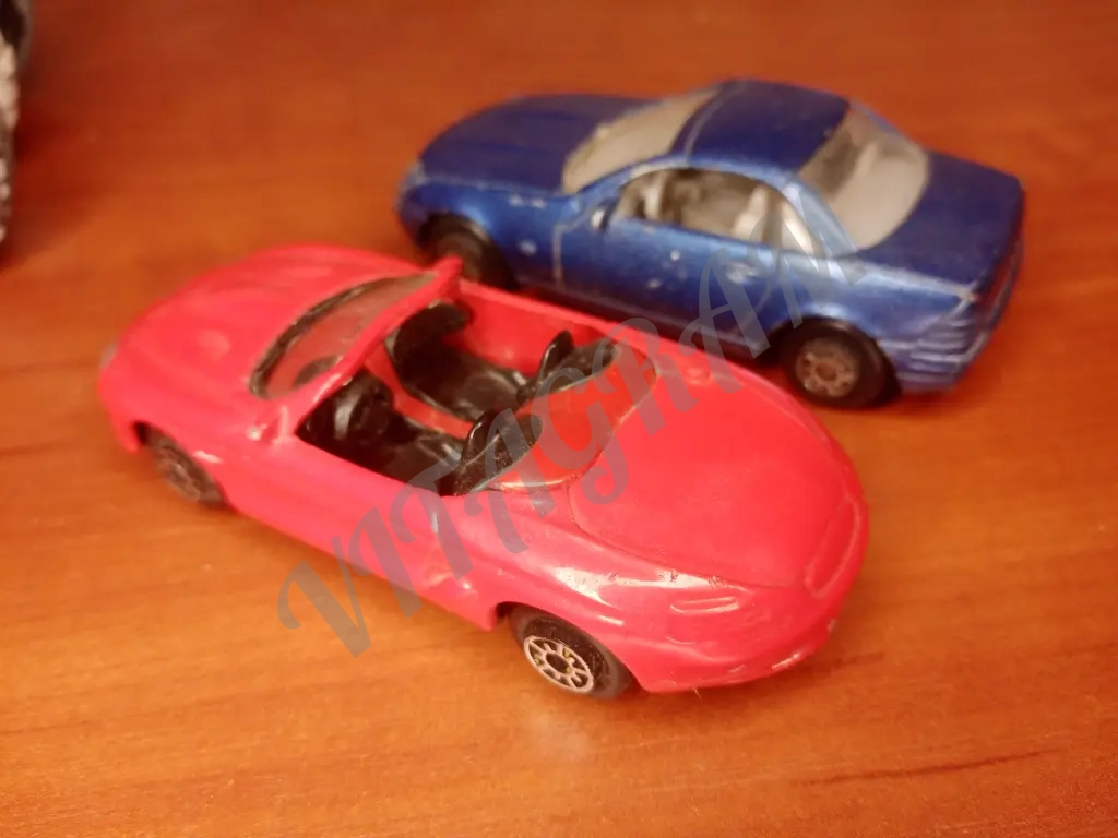 welly машинки Mercedes, Ford mustang