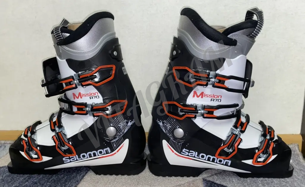 Горнолыжные ботинки Salomon