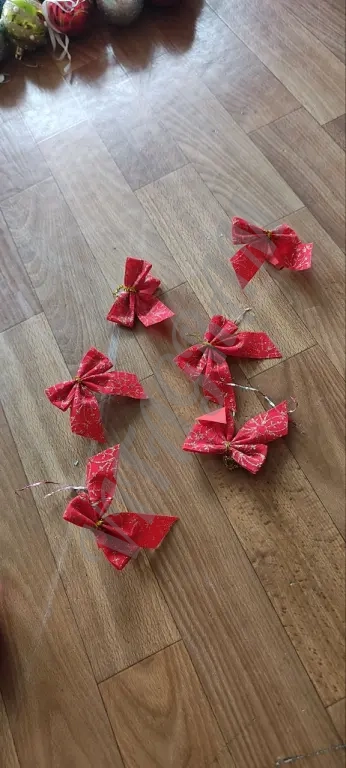 Новогодние игрушки