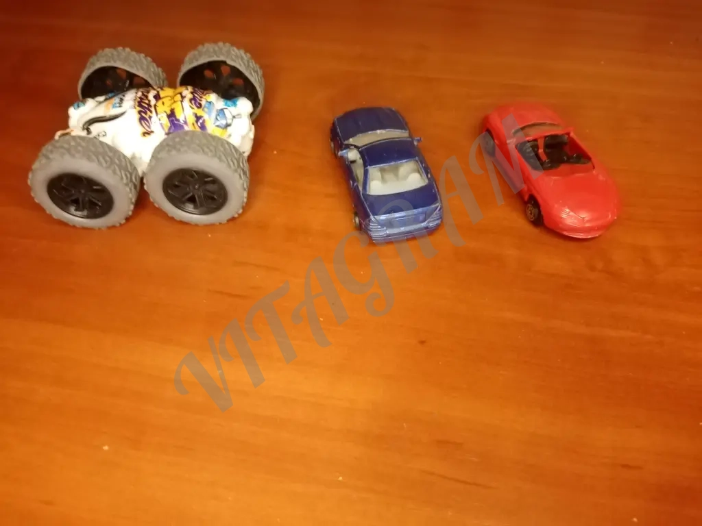 welly машинки Mercedes, Ford mustang