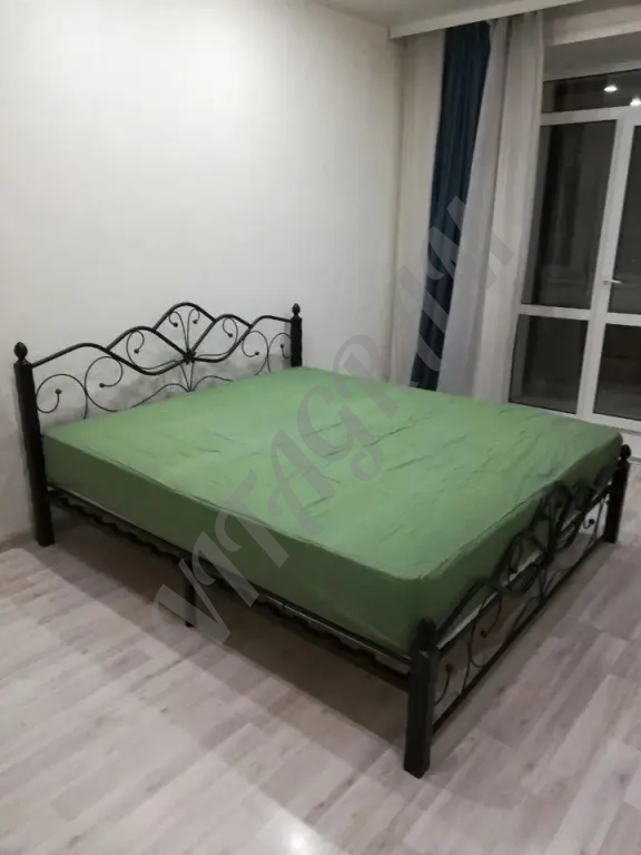 Кровать в кованом стиле