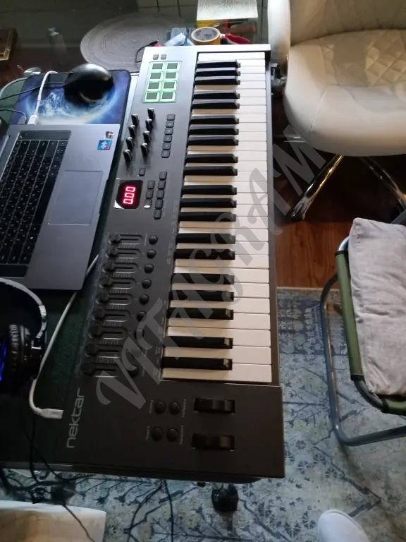 миди клавиатура nektar LX 49 +