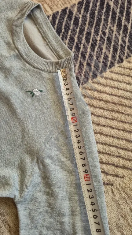 кофта с цветочками