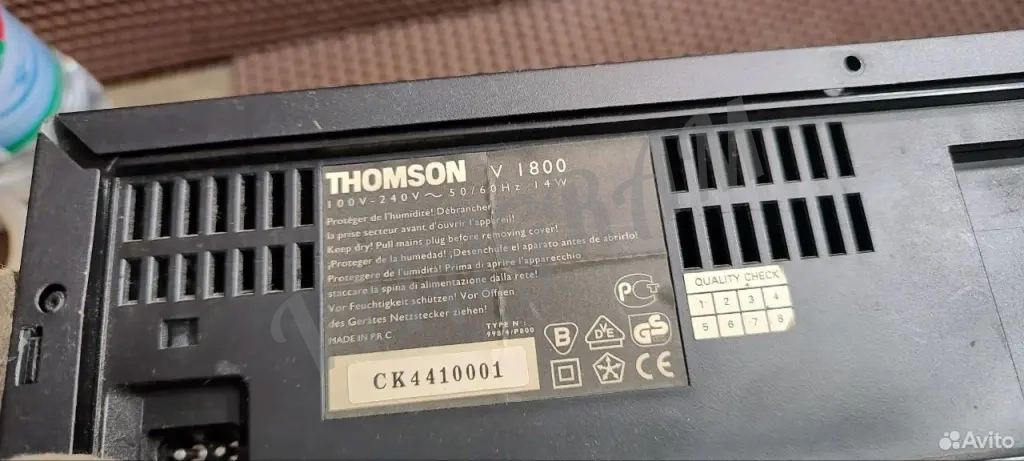 Видеомагнитофон Thomson V 1800
