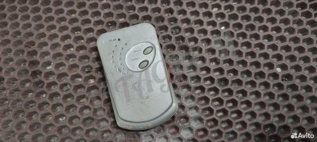 Портативный Радиоприёмник FM reciever