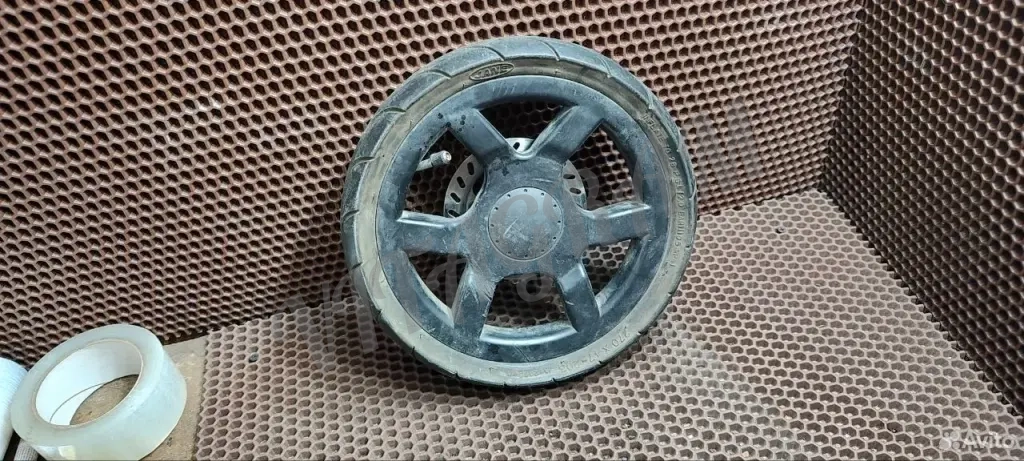 Колесо 12 дюймов для коляски Jane