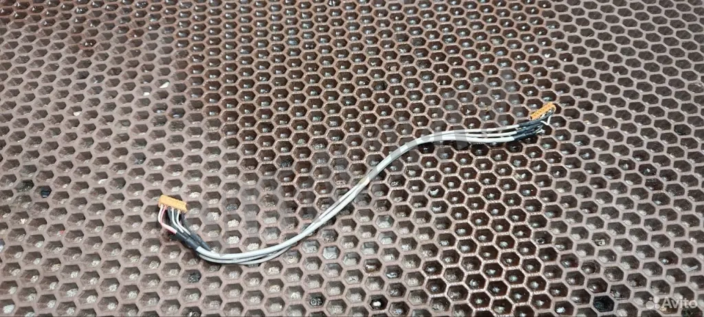 Кабель питания постоянного тока соединительный тв