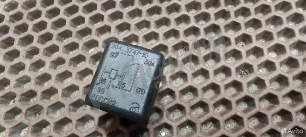 Реле 5-контактное 12V 20/30A