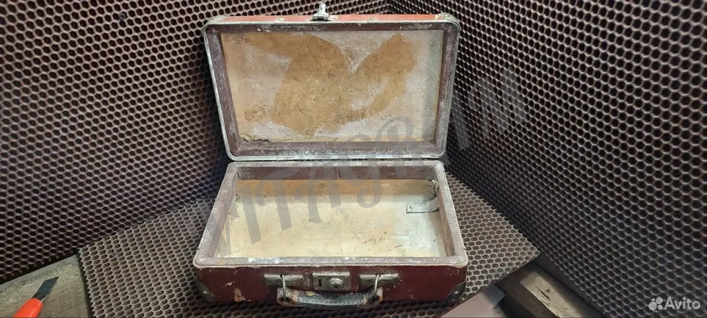 Чемодан - ретро