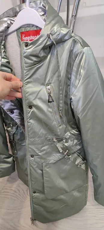 Куртка демисезонная для девочки 140