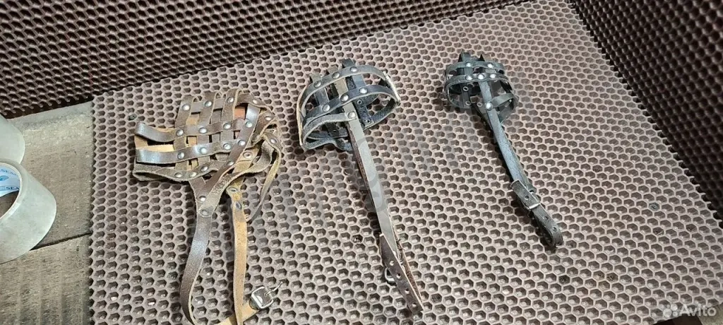 Продаю намордники и поводки