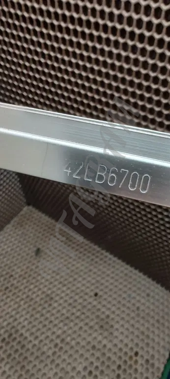 Рамка матрицы 42LB6700