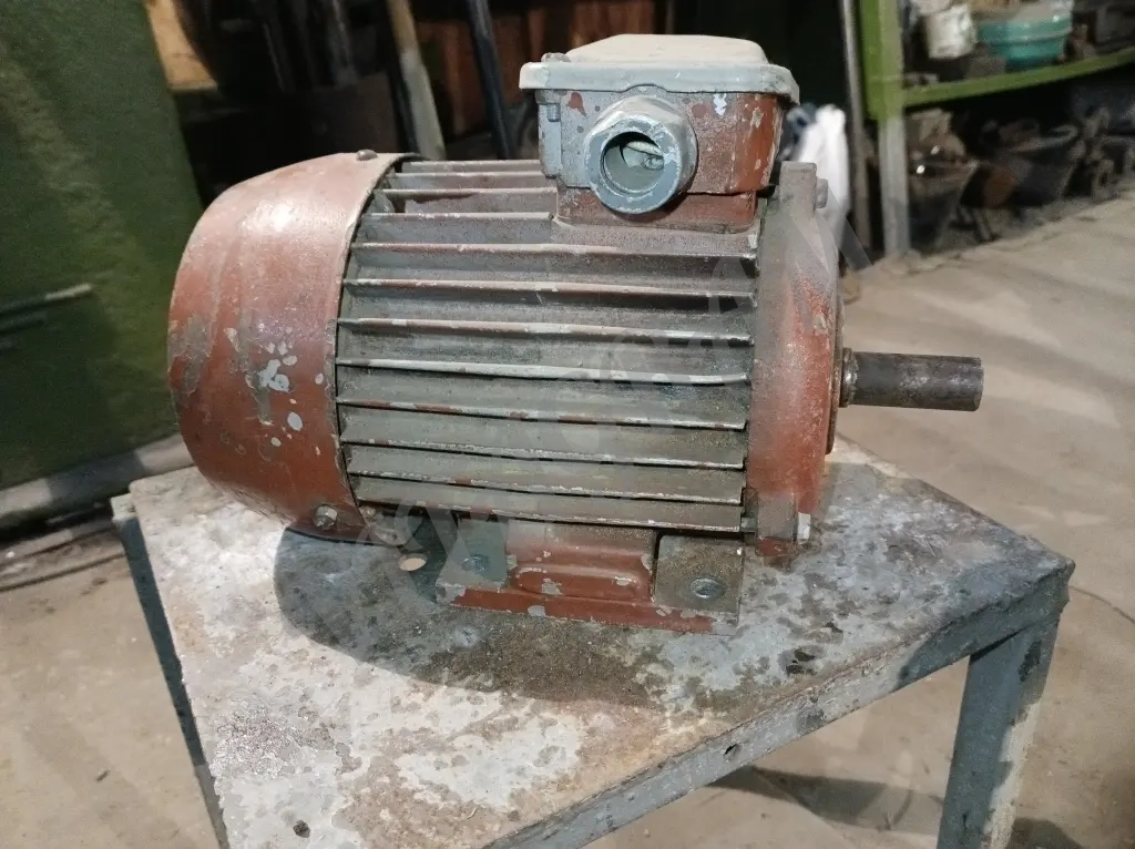 Электродвигатель 1.5кВт, 920 об/мин