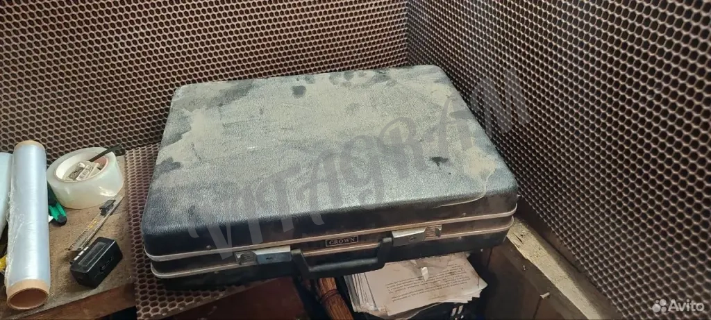 Чемодан дипломат Crown