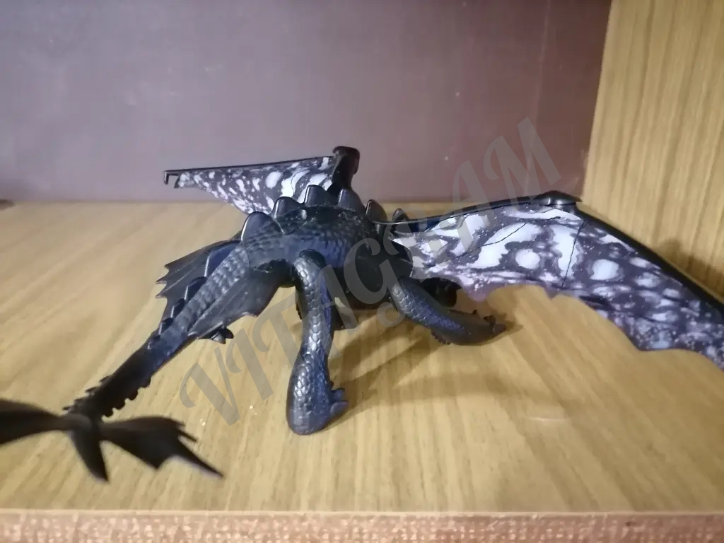 Дракончик Беззубик