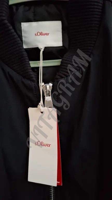 Куртки женские новый на 52р.