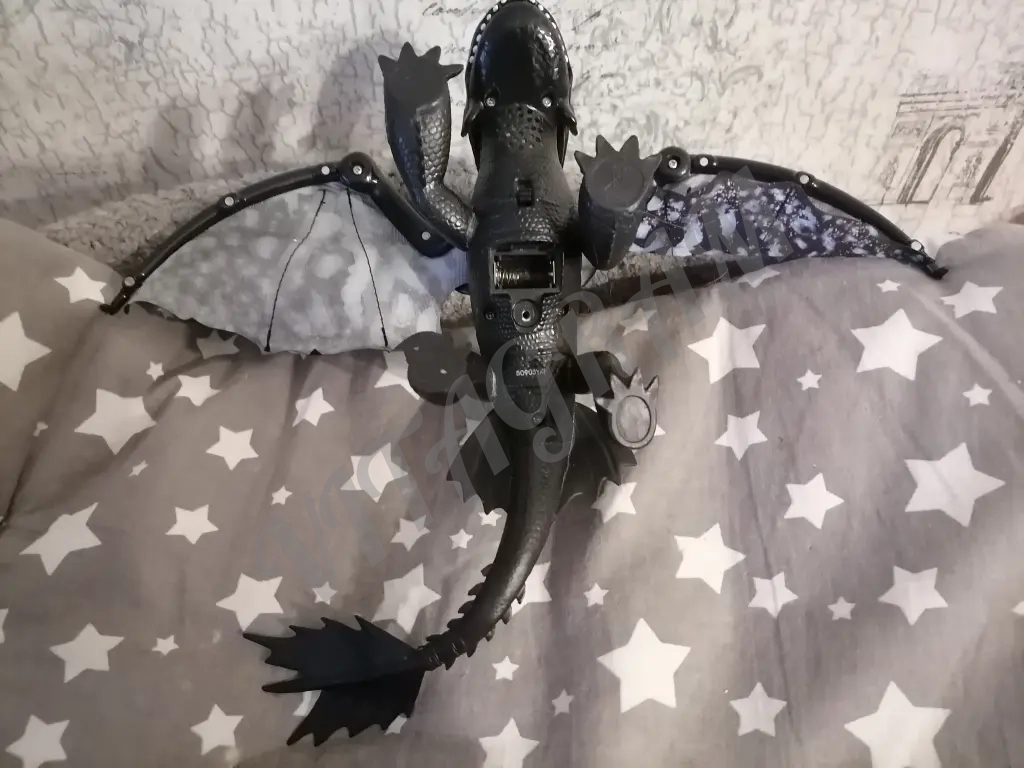 Дракончик Беззубик