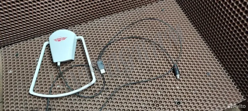 Антенна телевизионная с усилителем рэмо BAS-5107 m