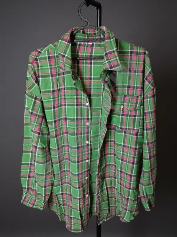 Рубашка в клетку женская