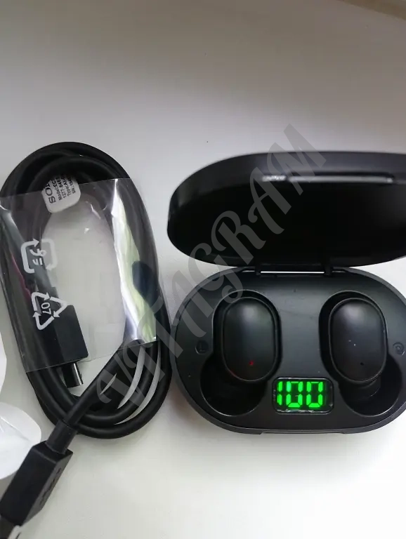 Наушники беспроводные в хорошем состоянии