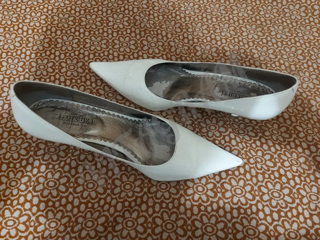 Туфли женские,белые,38р,натуральная кожа,лак