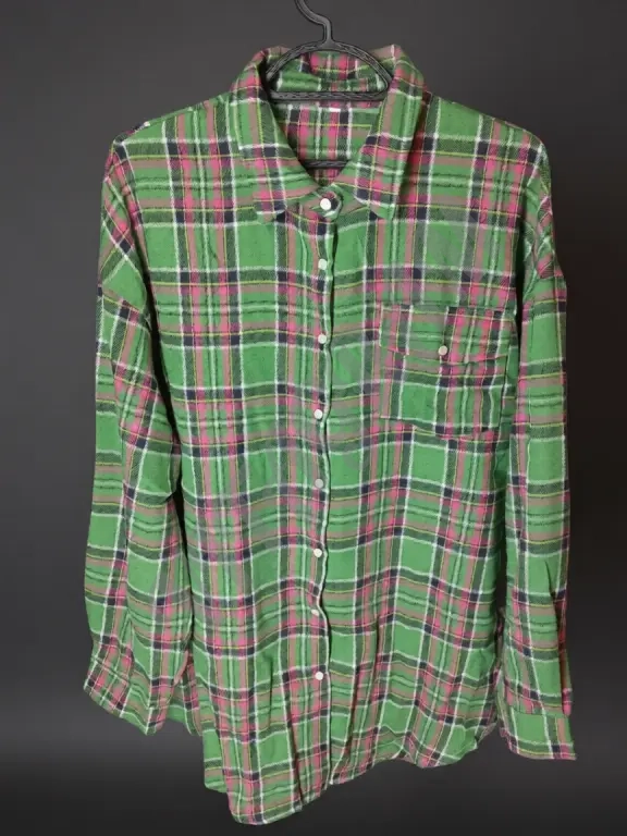 Рубашка в клетку женская