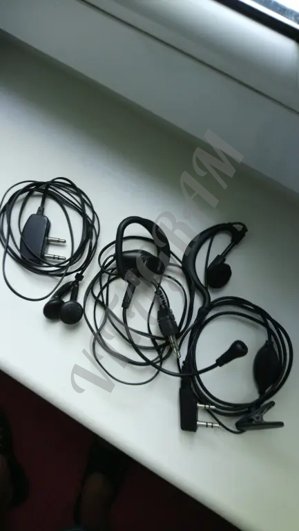 Midland. Рации, наушники и три микрофона в хорошем состоянии