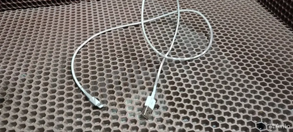 Зарядка на iPhone