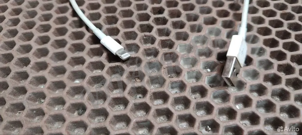 Зарядка на iPhone