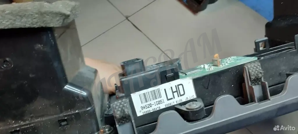 Часы центральной консоли Kia Rio 2