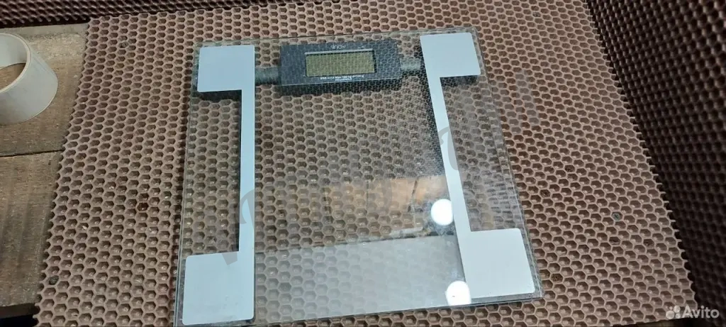 Весы напольные электронные нерабочие