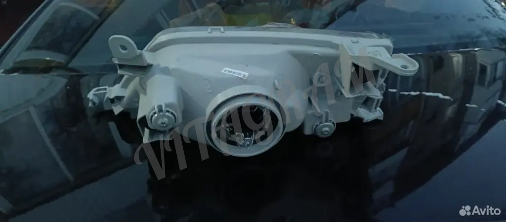 Фара Право toyota carina AT212
