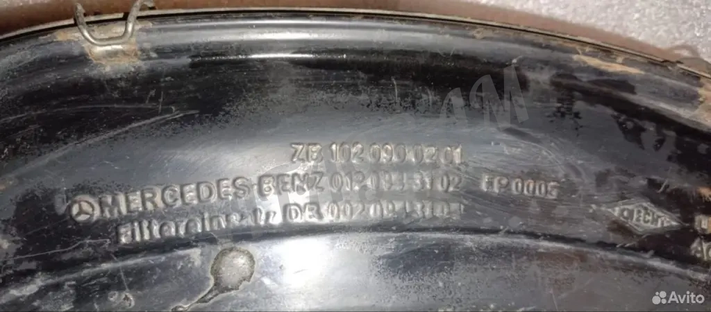 Корпус воздушного фильтра Mercedes-Benz C-Class