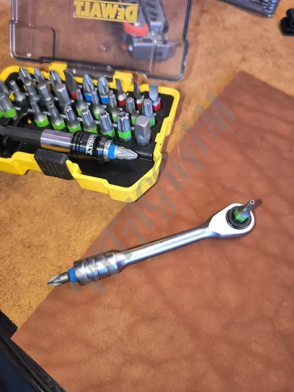 Ключ-трещотка мини 93мм